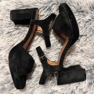 Madewell the Regina black suede chunky heels Size 8